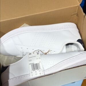 Adidas Men's White Advantage Sneakers